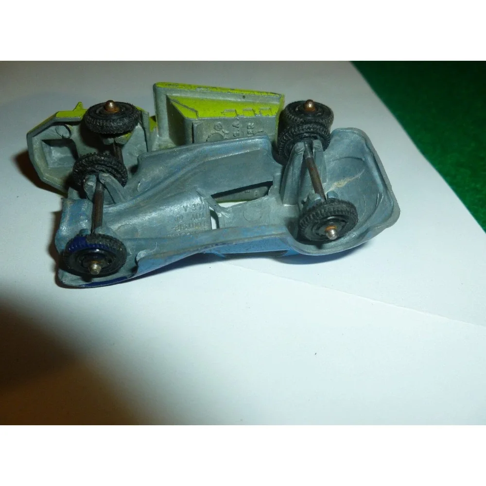 Vintage TootsieToy Diecast Lot Mercedes Earth Mover Tanker Truck Chicago USA